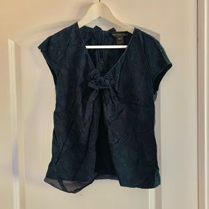 Marc by Marc Jacobs silk shirt-sleeve blouse in navy color